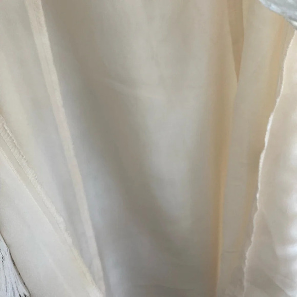 Ivory Lace Dress - Picture 7 of 8